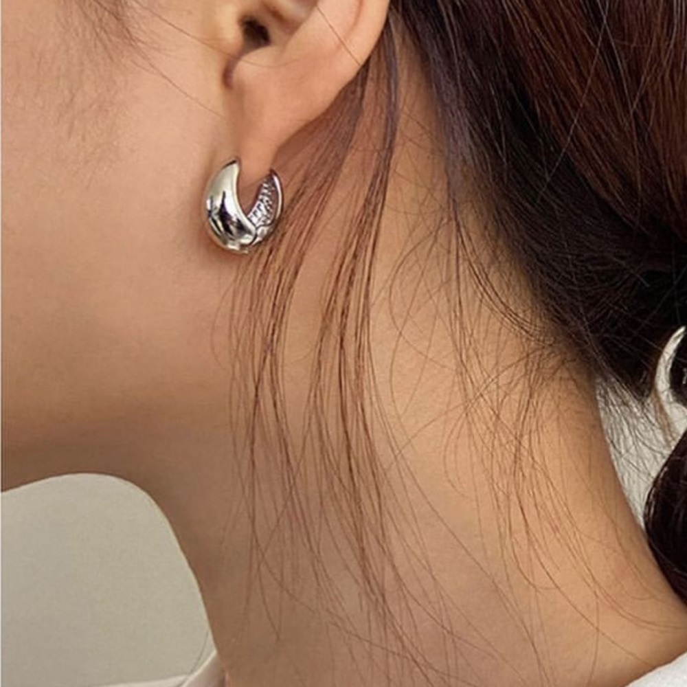 Tear Drop One Touch Earrings